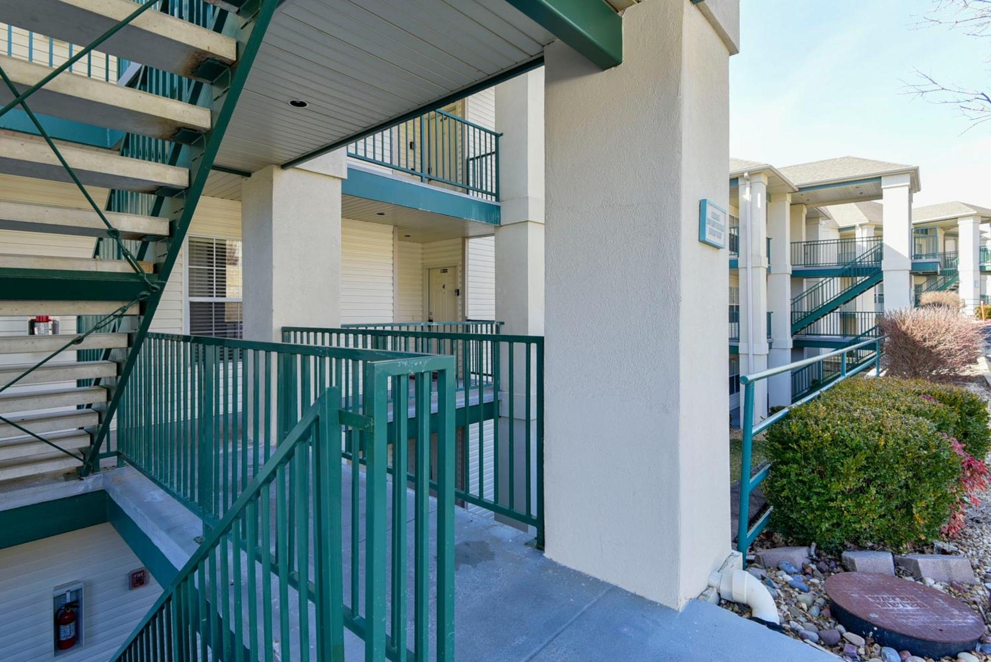 Gorgeous Condos At Thousand Hills - Heart Of Branson - Spacious And Affordable Ruang foto